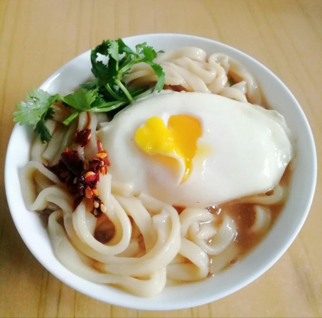 【手擀面荷包蛋】