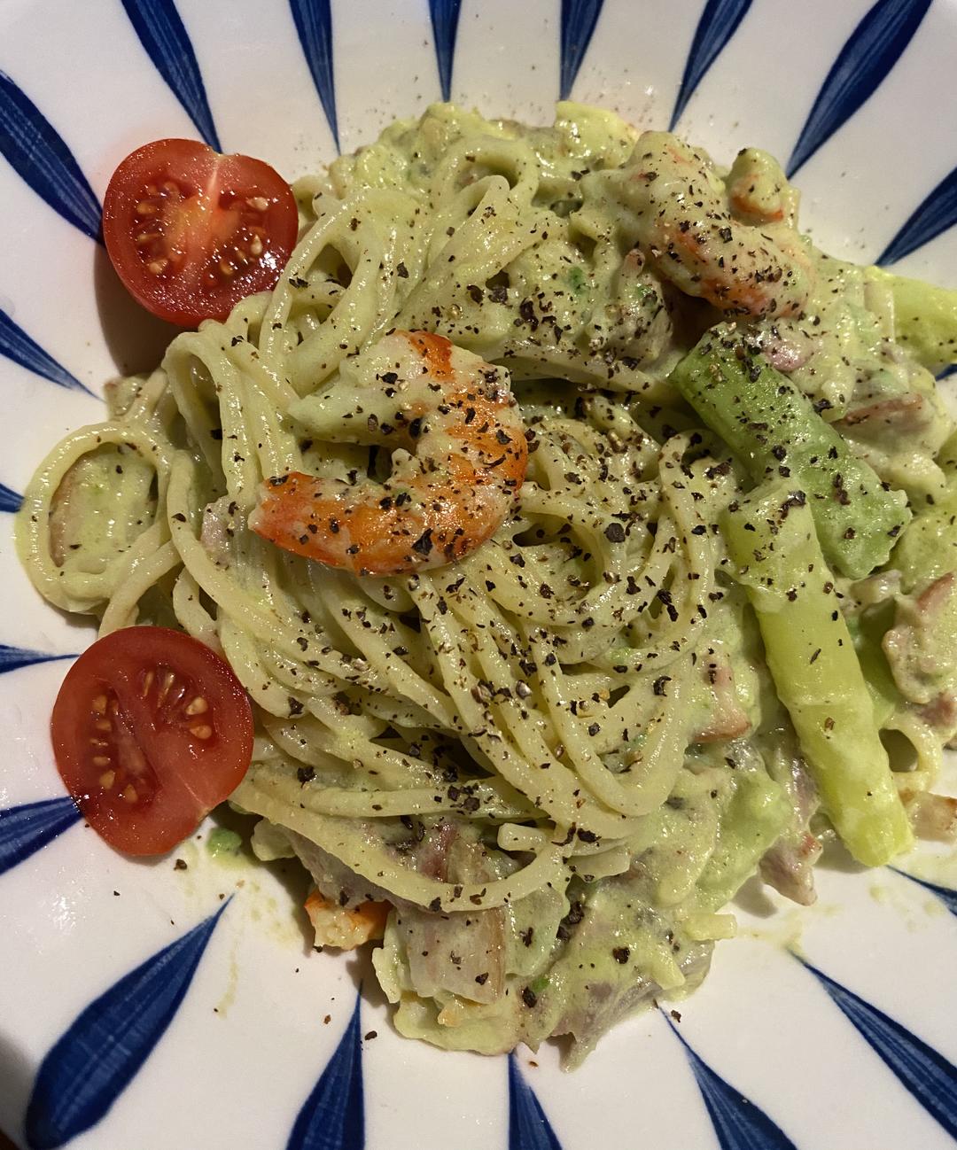 牛油果意面的做法