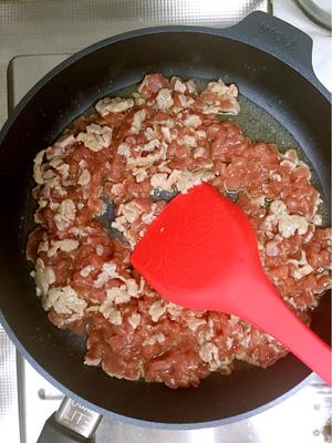 豆豉香菇牛肉酱的做法 步骤2