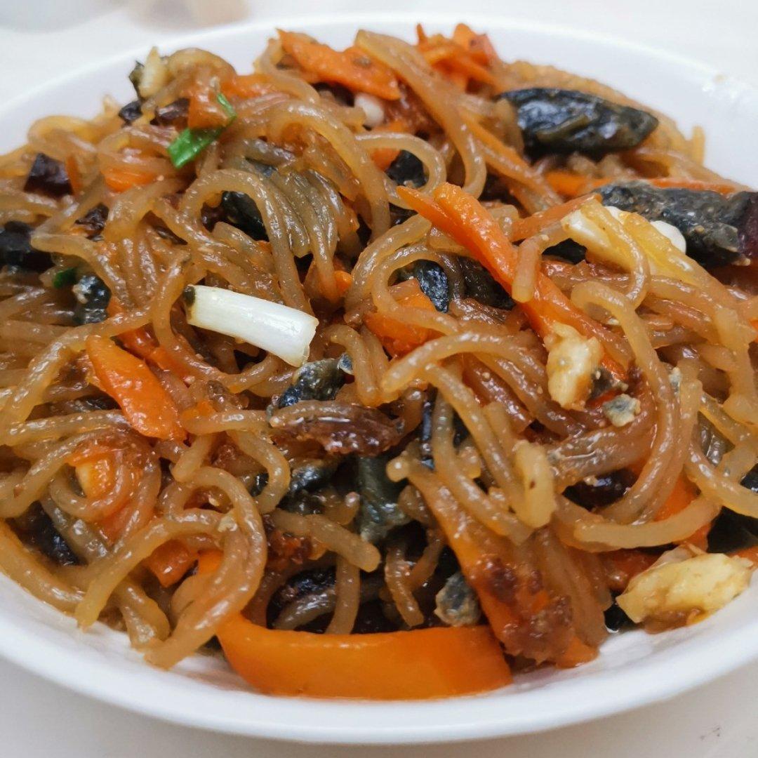 卷心菜炒粉丝 Glass noodles with Cabbage