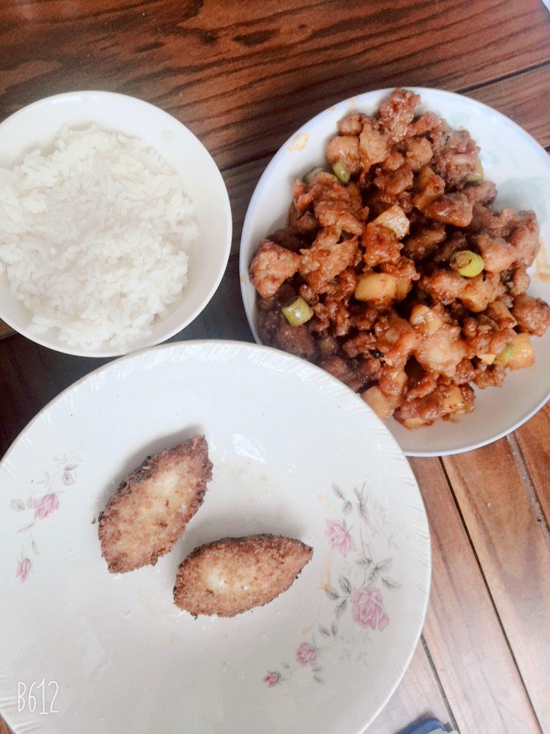 菠萝咕噜肉