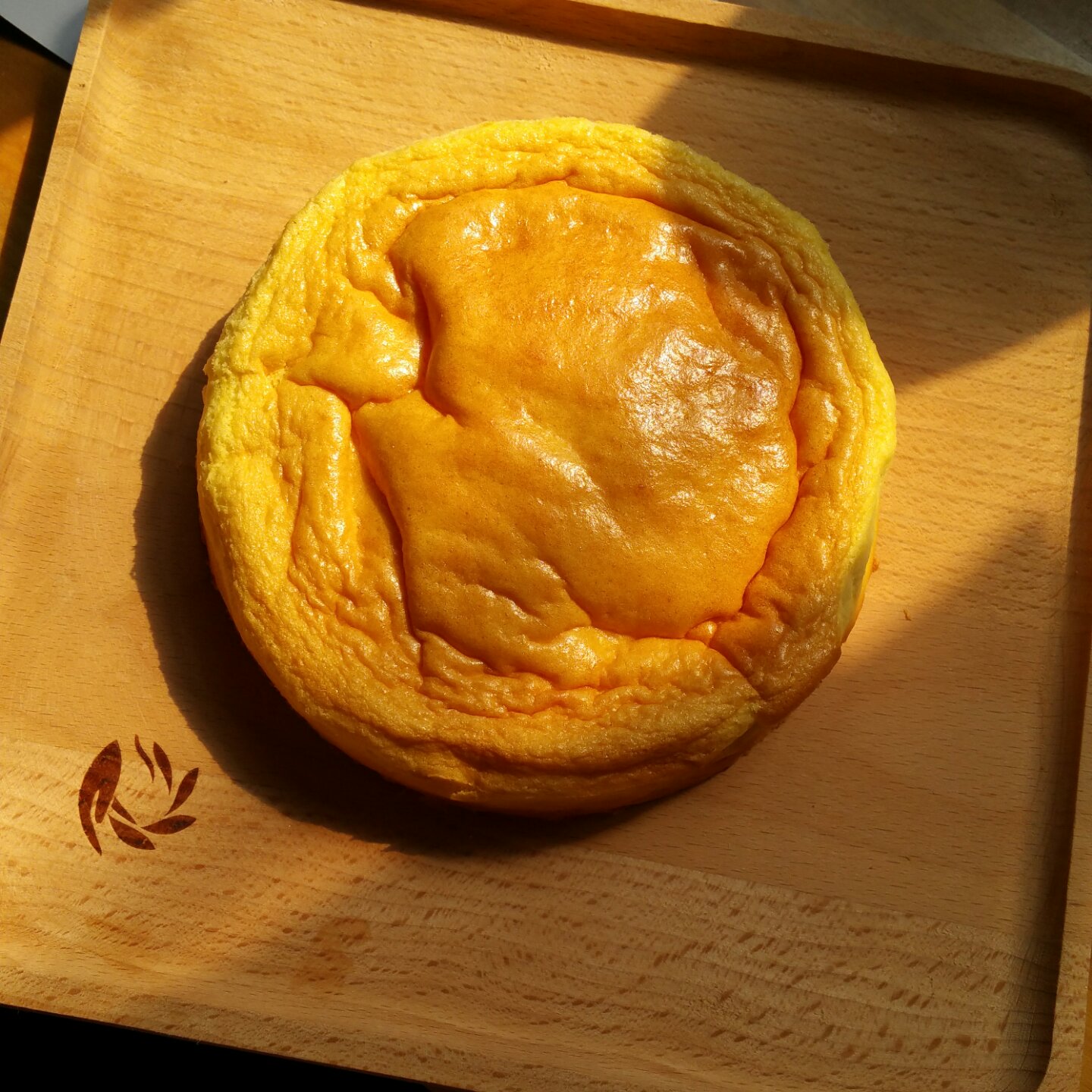 蜂蜜凹蛋糕