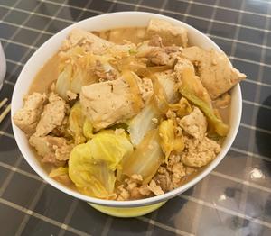 猪肉白菜豆腐炖粉条的做法 步骤5