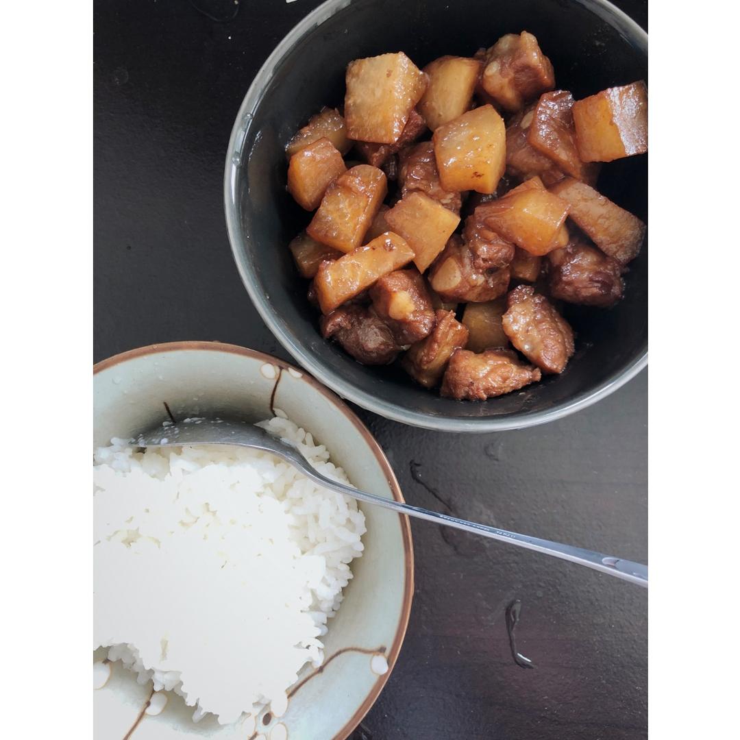 萝卜烧排骨