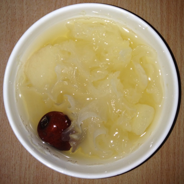 丫丫150做的冰糖雪梨银耳汤