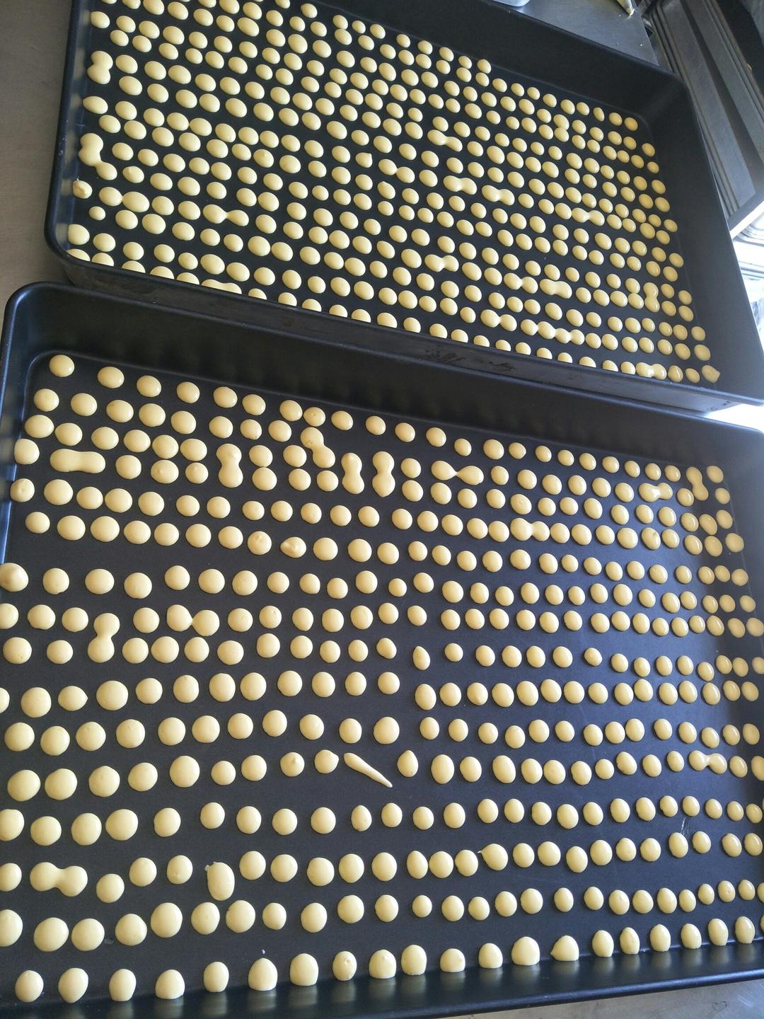 入口即化的无添加蛋黄溶豆