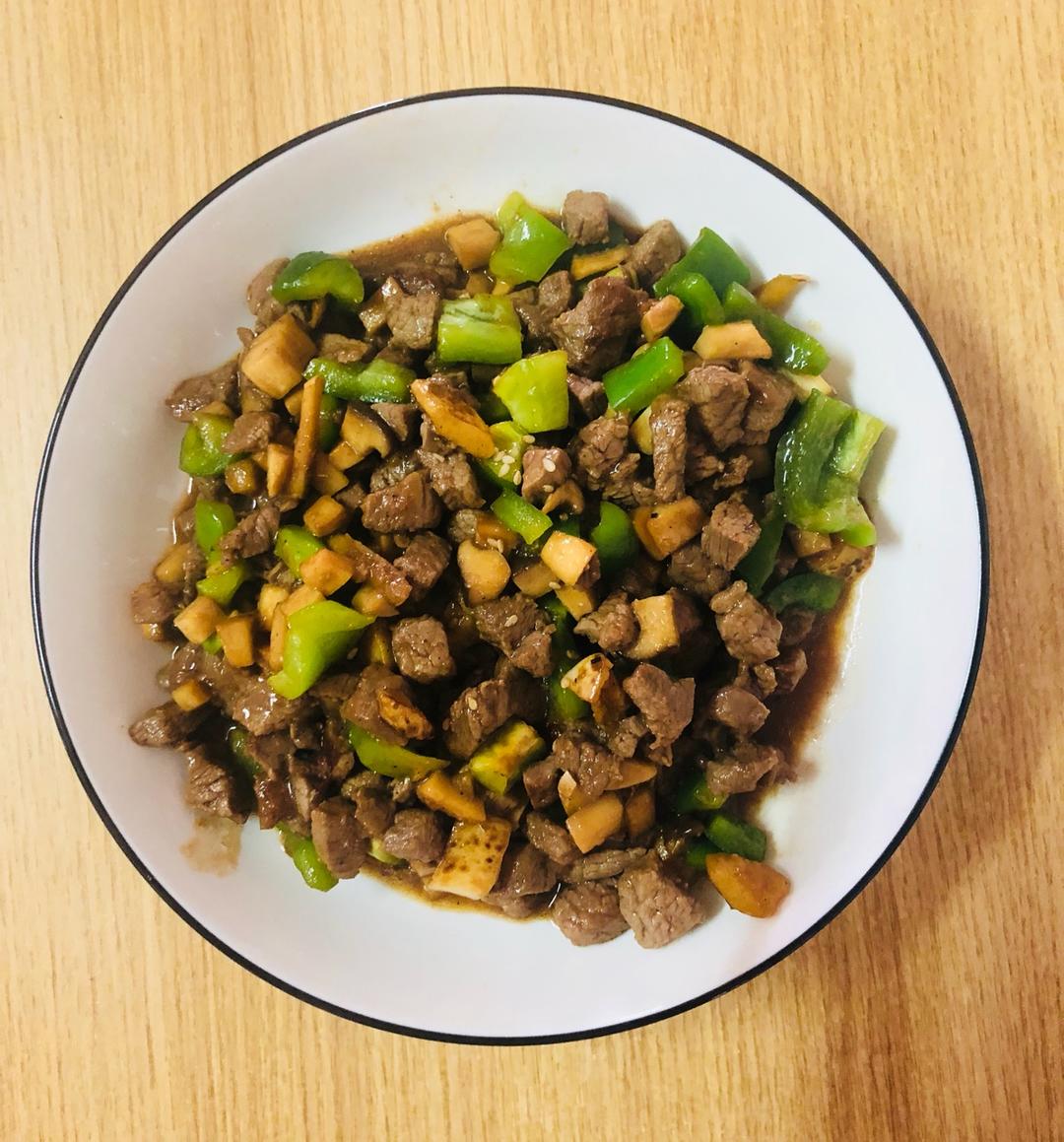 家常菜~杏鲍菇烧牛肉粒