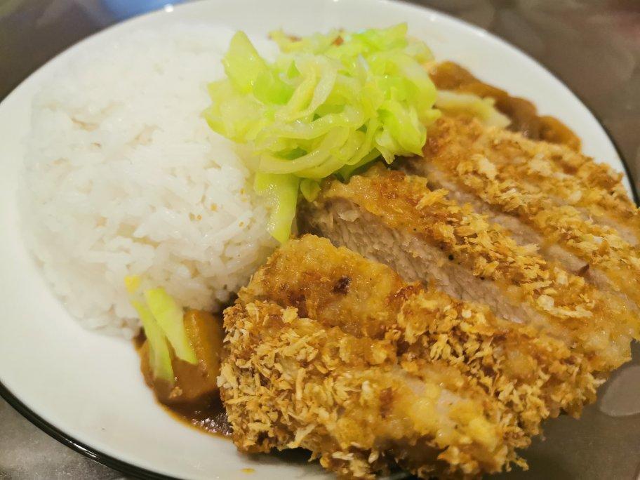 咖喱吉列猪排盖饭（用烤箱做少油的日式炸猪排）