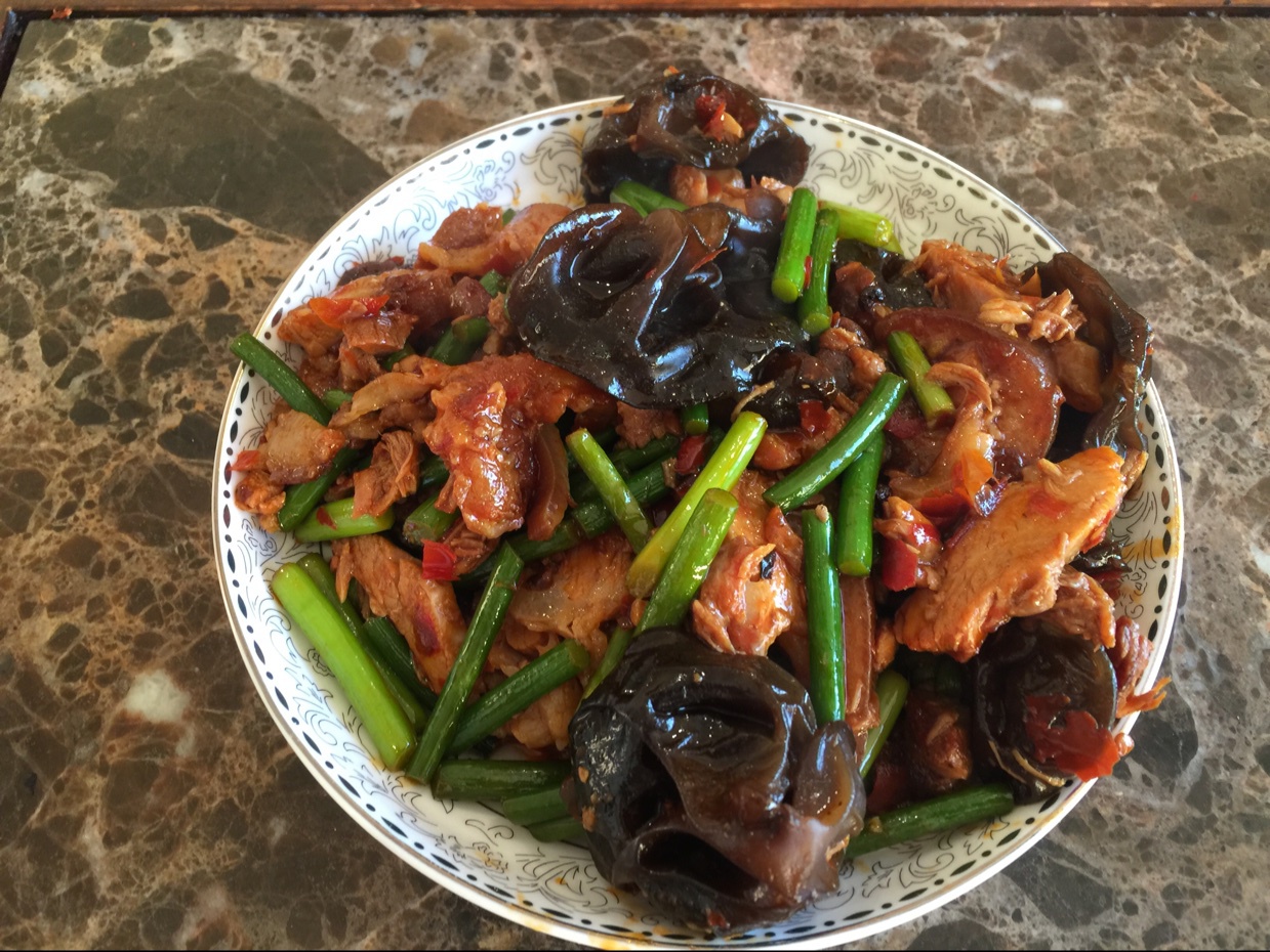 蒜苗回锅肉