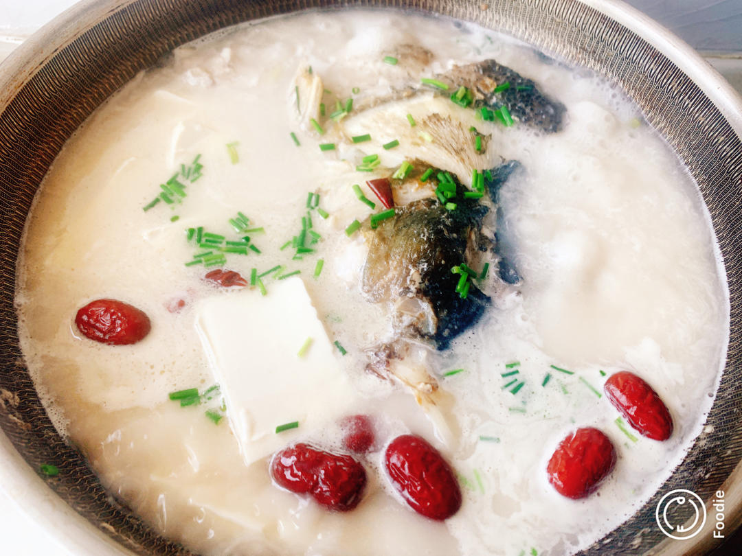 鱼头豆腐汤