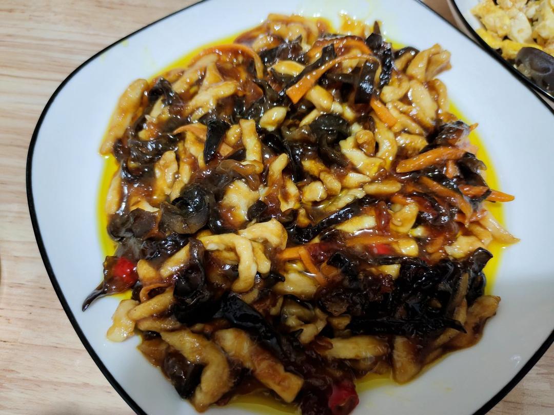 鸡胸肉做鱼香肉丝（美食家大雄版）