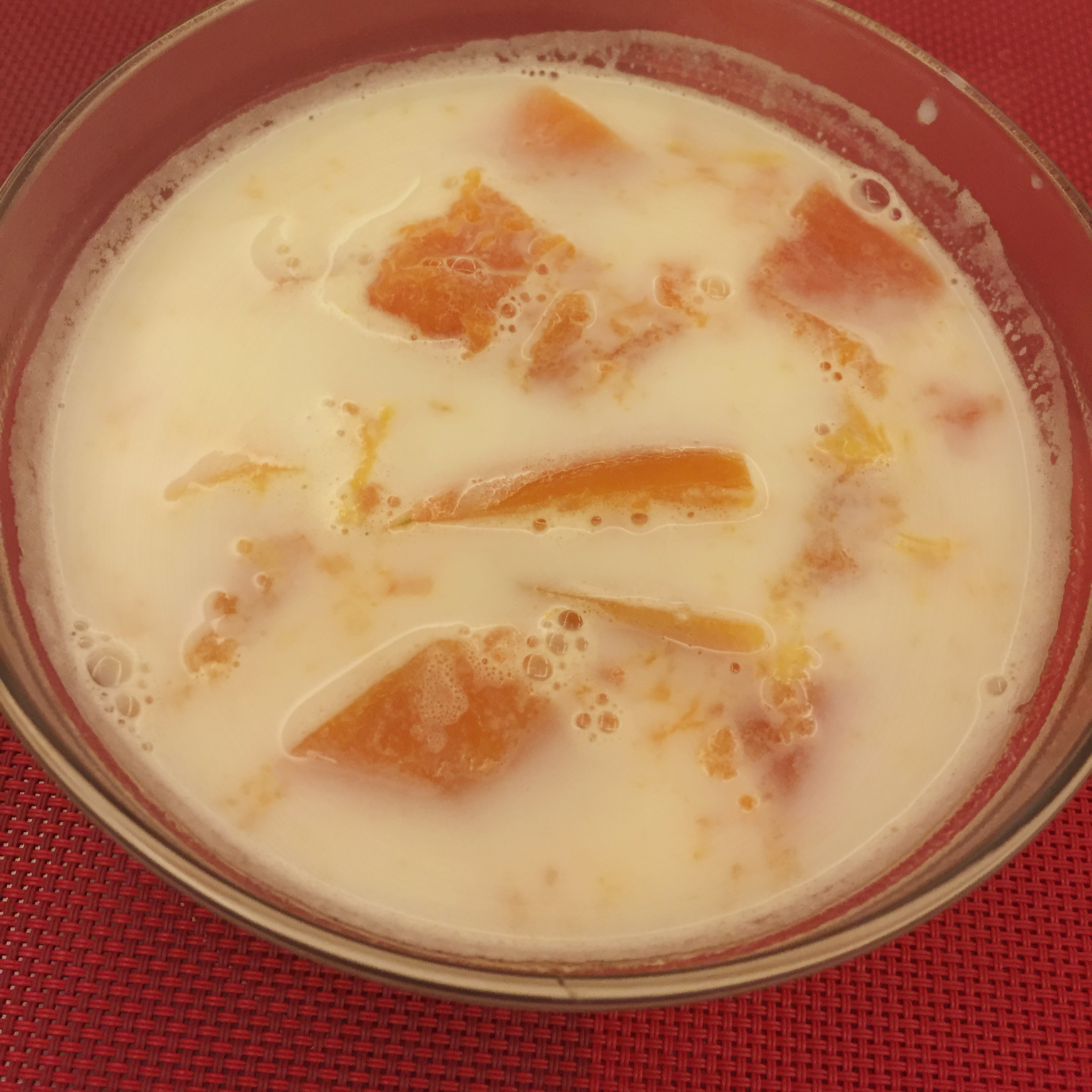 鲜奶炖木瓜