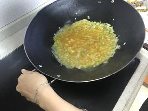 韭黄煎蛋的做法 步骤3
