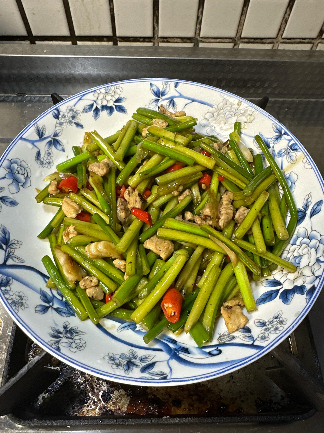 蒜苔炒肉末，三碗米饭都不够吃