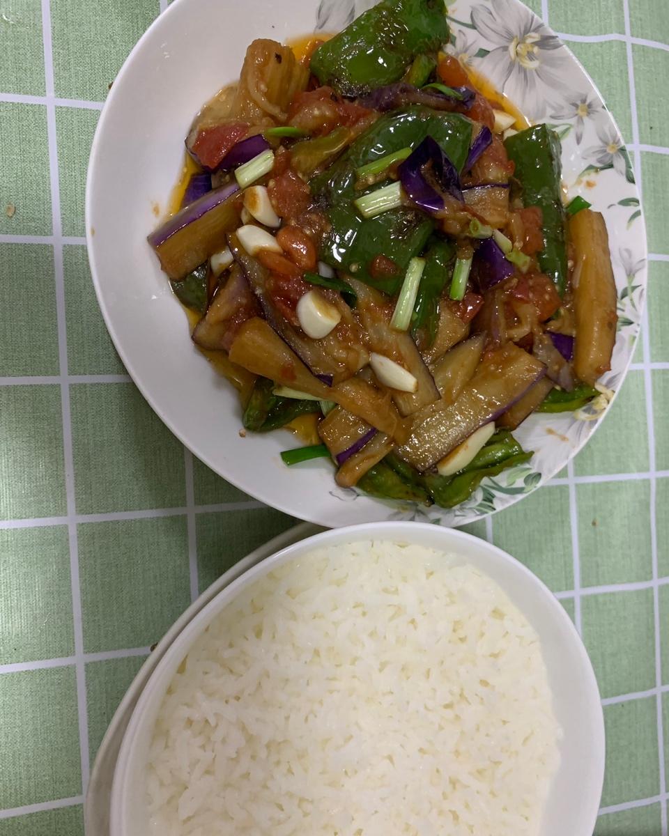 虎皮辣子烧茄子