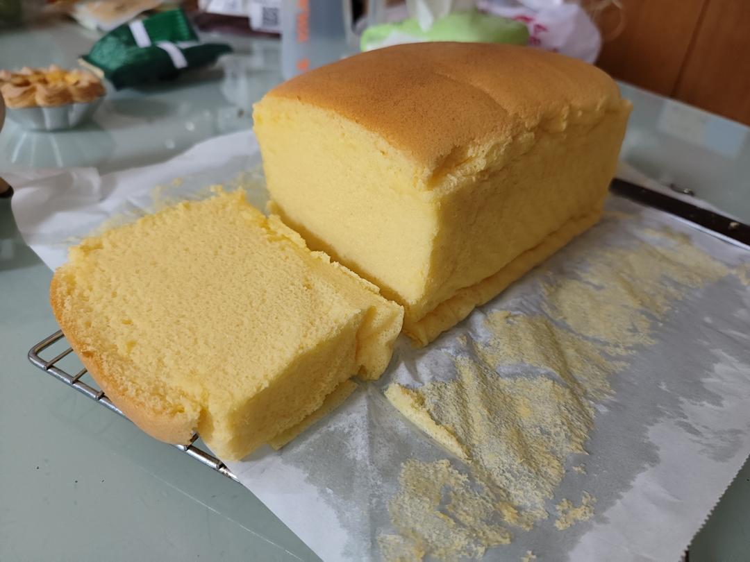 堪比柯基屁股
爆浆芝士🧀古早蛋糕