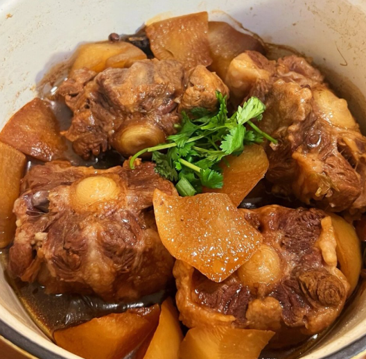 红烧牛尾