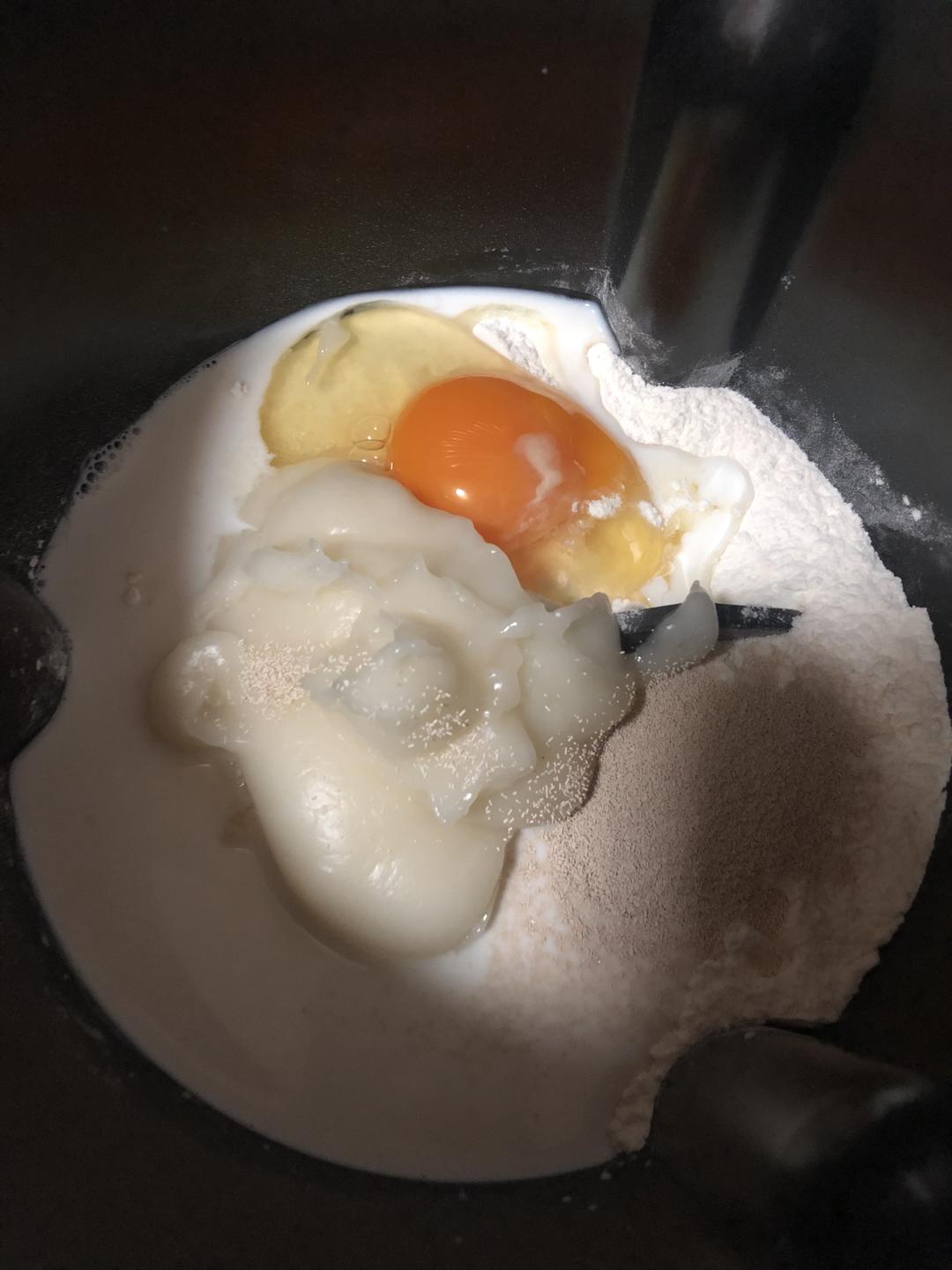 纯奶手撕吐司的做法 步骤1