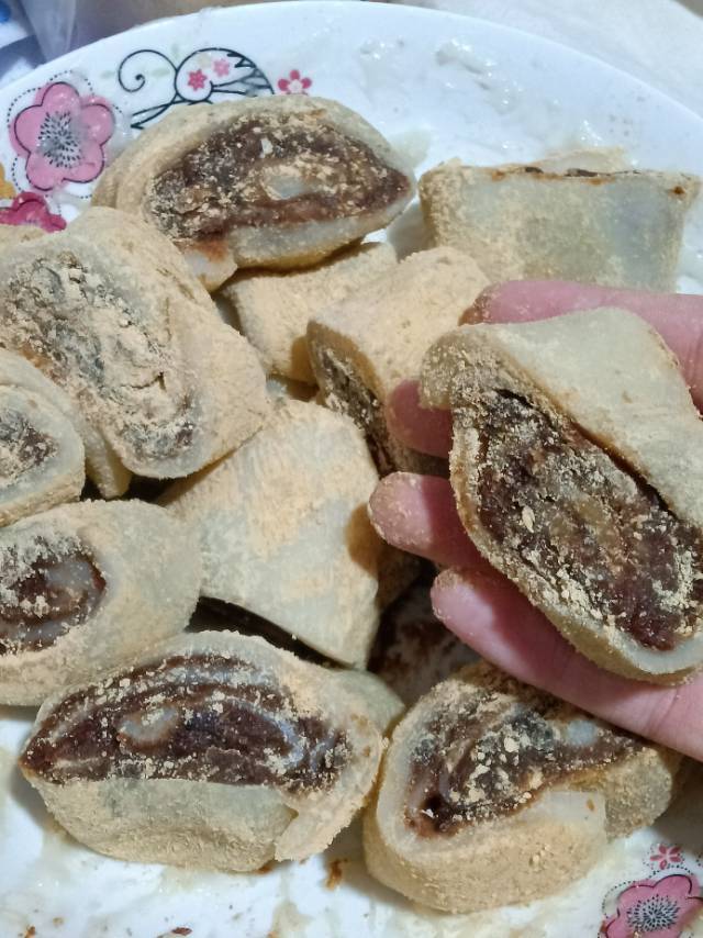 此配方做出的驴打滚无比软糯，放一天还是软的