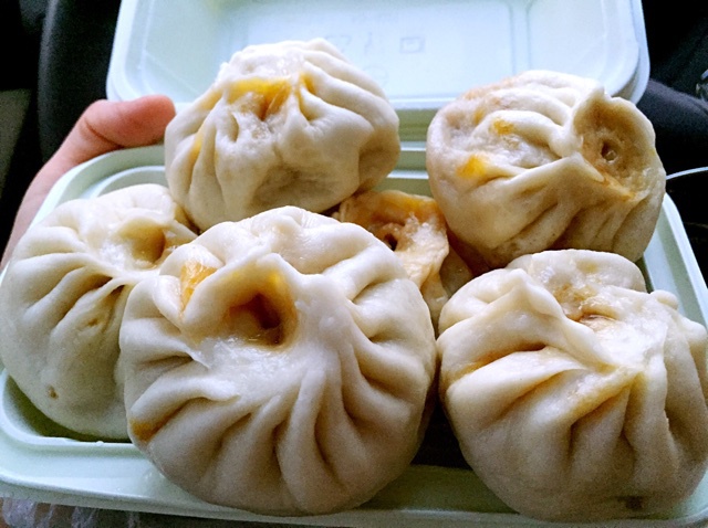 一小时快速吃上热腾包子（包括准备馅的时间）