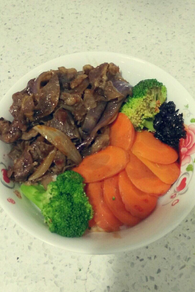 肥牛饭 比吉野家还好吃