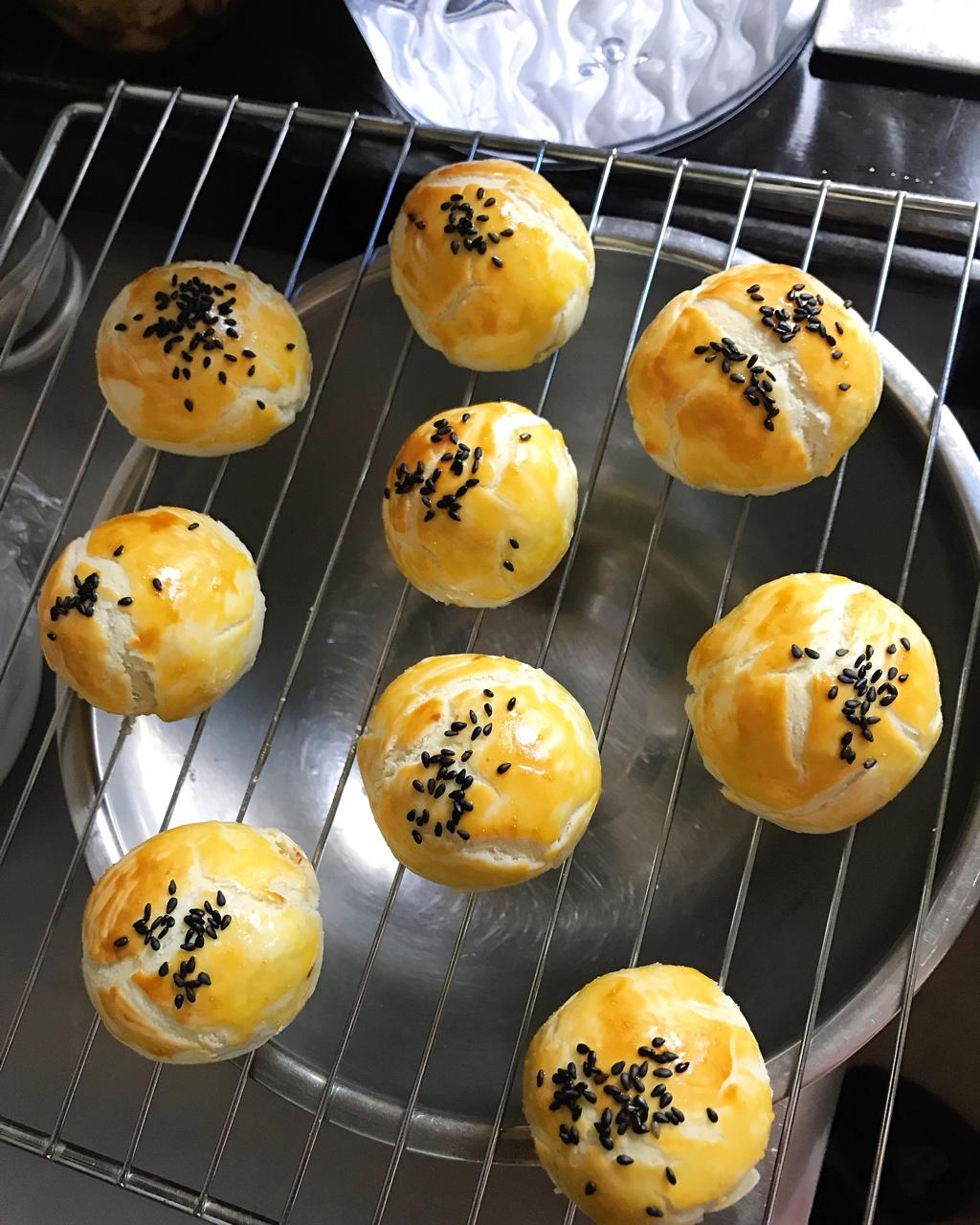 蛋黄酥酥酥（超级奶香黄油版）