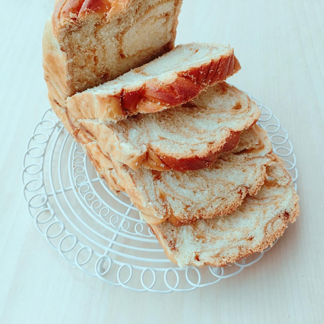 双重拉丝的红糖麻薯吐司