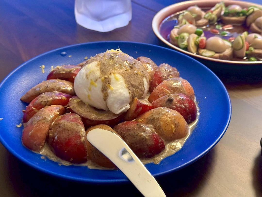 红茶腌桃杏布拉塔🥗轻食沙拉~专治没胃口