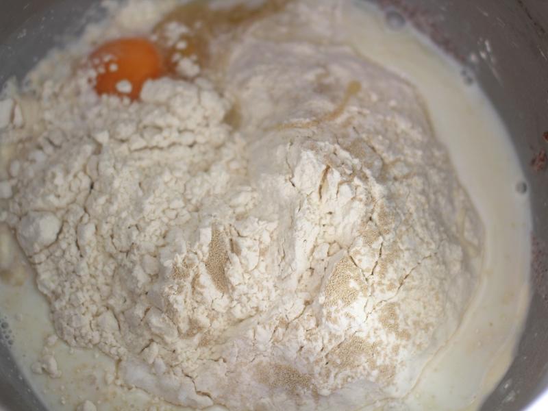 纯奶手撕吐司的做法 步骤1