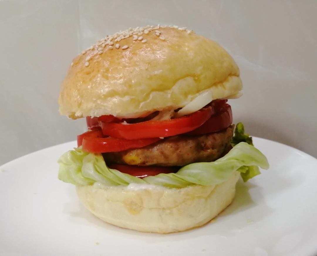 汉堡胚餐包（超百搭手揉面团-详细步骤视频）