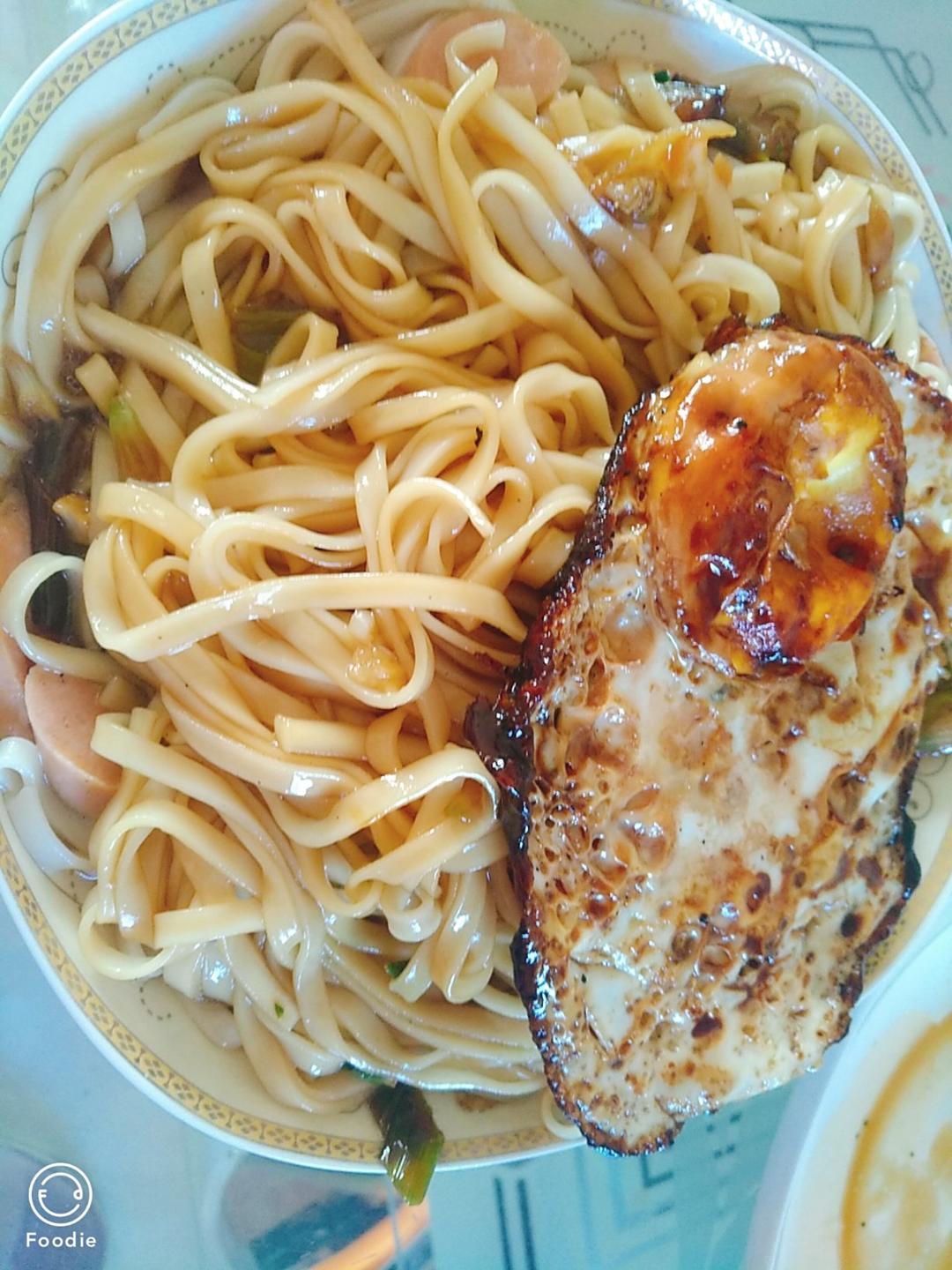 10分钟搞定的一碗葱油拌面