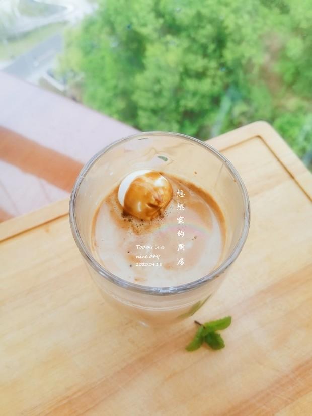 下午茶时间：咖啡盖奶的做法