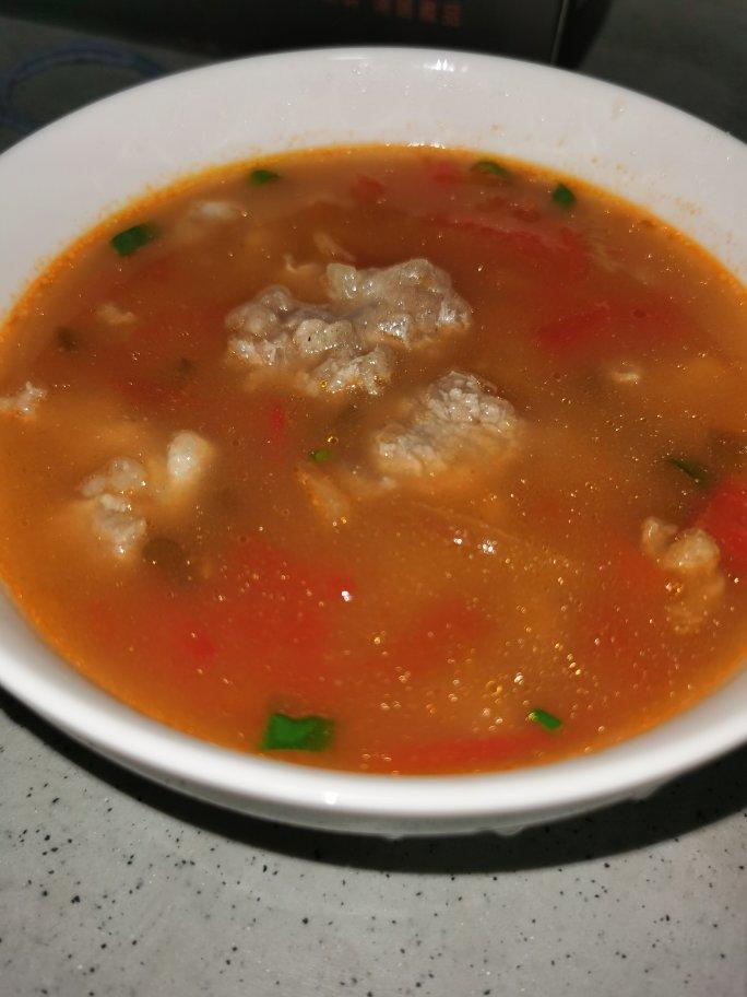 喝一口还想喝的番茄滑肉汤🍅