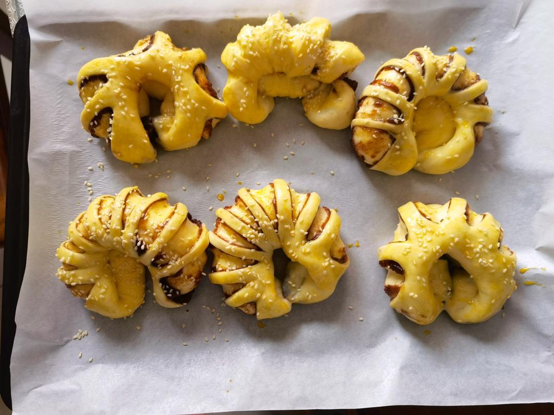 一次发酵❗️松软香甜的红豆沙面包圈㊙️