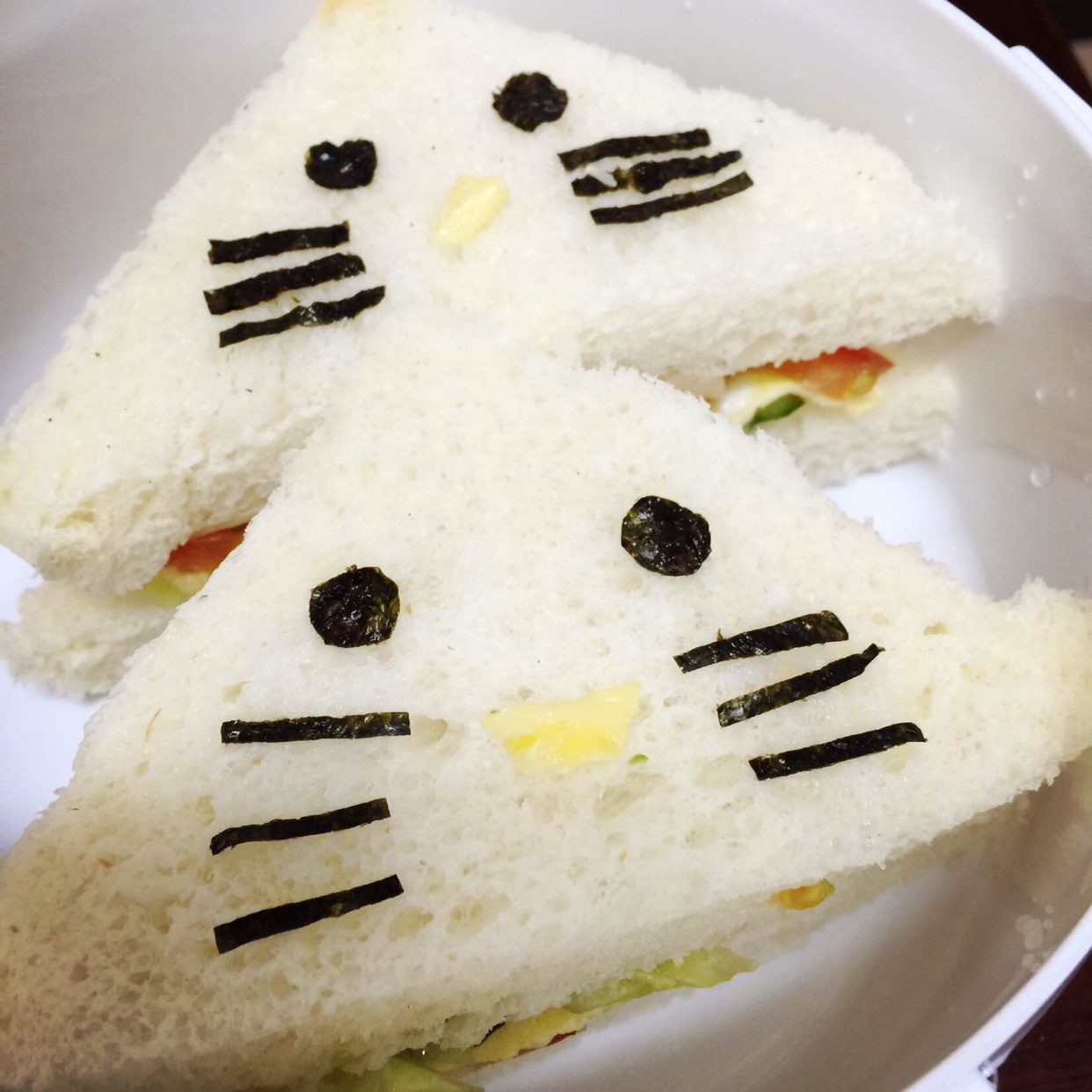 小涟漪phoebe做的hellokitty三明治(便当)