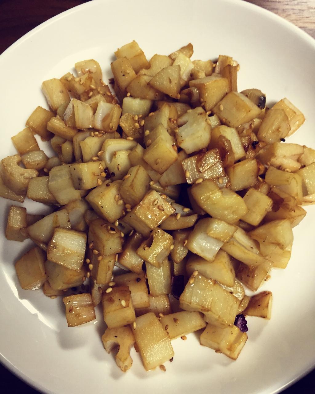 炝炒藕丁