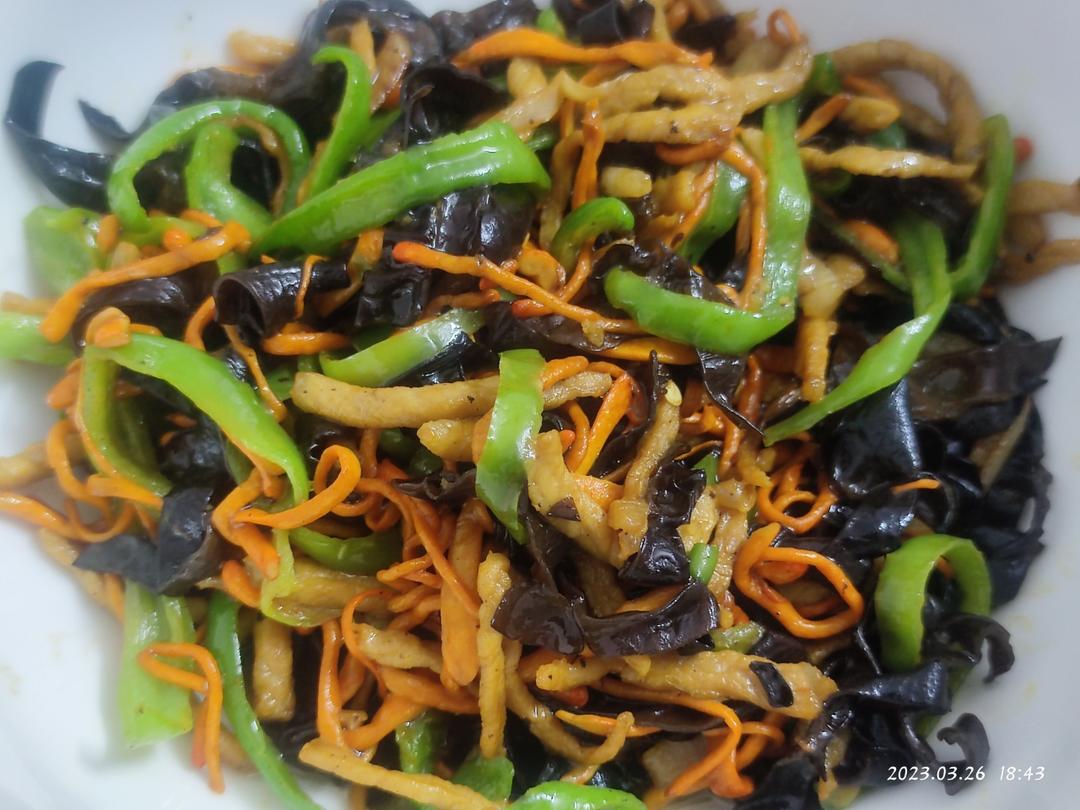 虫草花炒肉