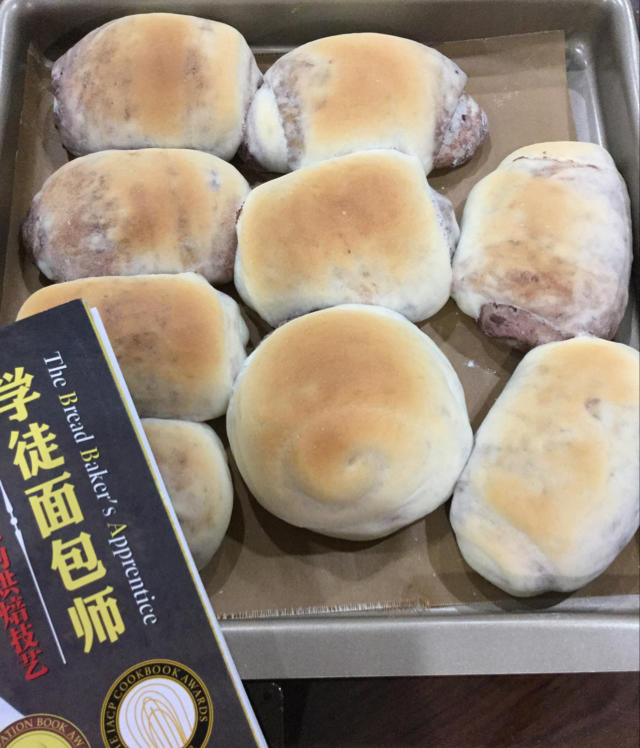 古早红豆包