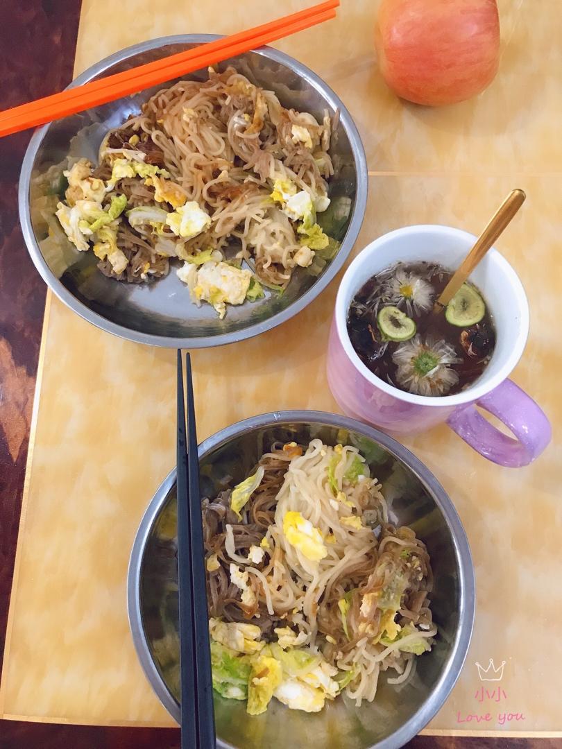 减脂餐 番茄鸡蛋荞麦面