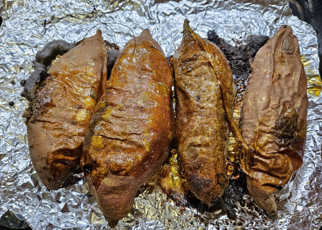 【糯唧唧的烤红薯】糖油四溢皮肉分离外糯里嫩吸溜着吃！