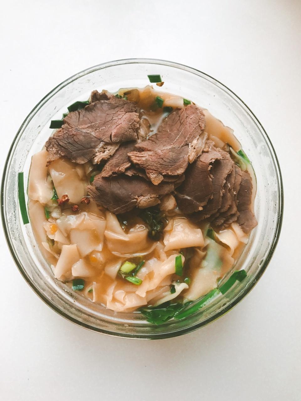 eleven-_-做的酸辣面片汤