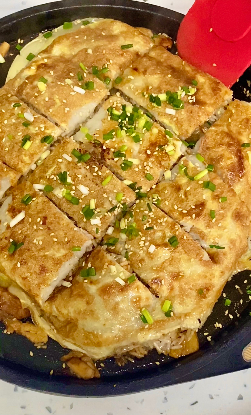 【用电饼铛做三鲜豆皮】经典早餐武汉三鲜豆皮家庭版的做法