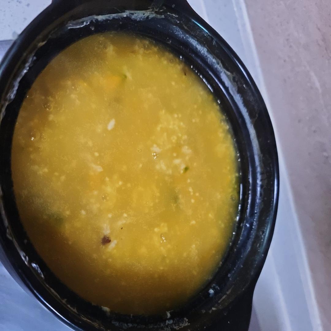 小米红枣南瓜粥