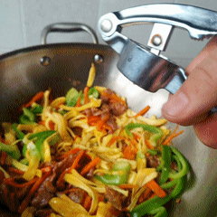 菠萝蜜丝炒牛肉的做法