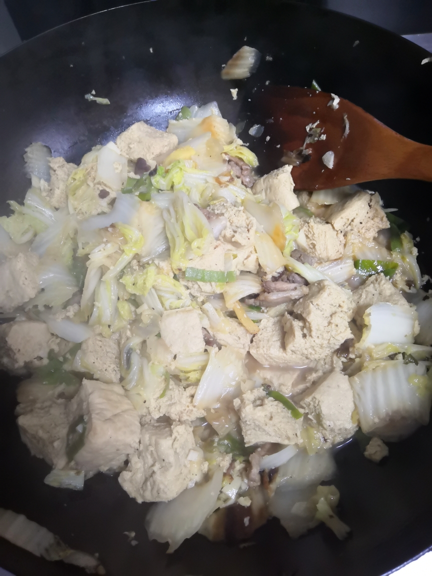 东北家常菜—白菜炖冻豆腐的做法 步骤13