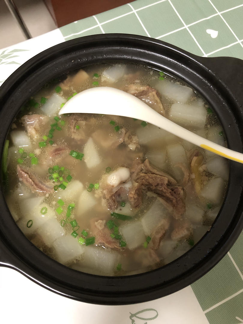 萝卜牛骨汤
