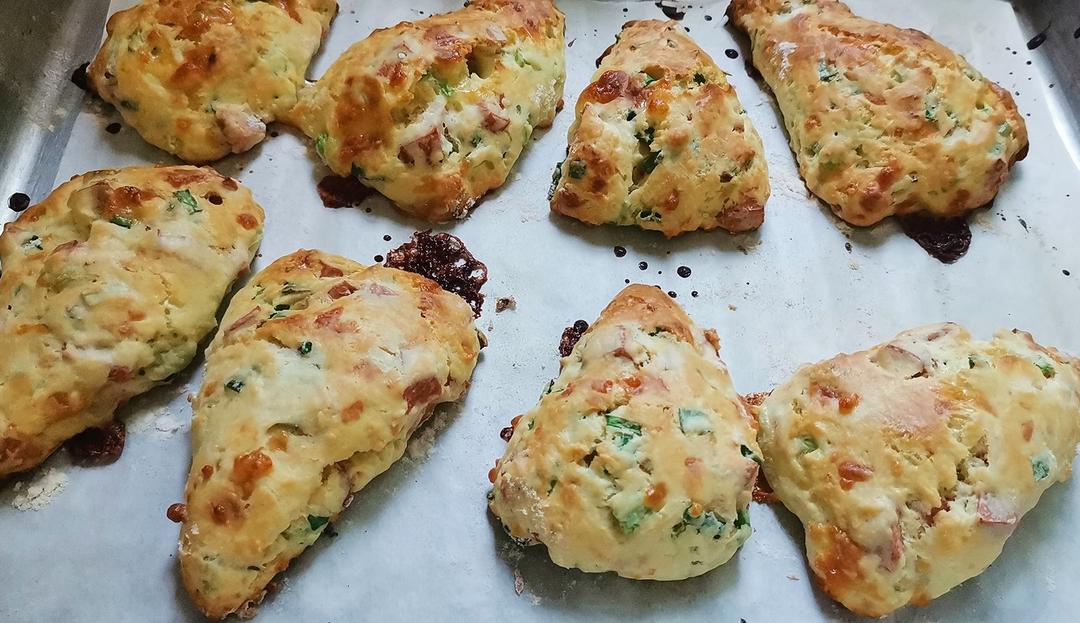 超级好吃的咸味司康Savoury Scones