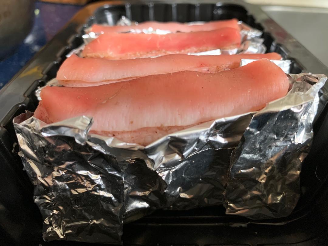 港式烧肉😋不用钻洞也可以烤出脆皮的烧肉💋