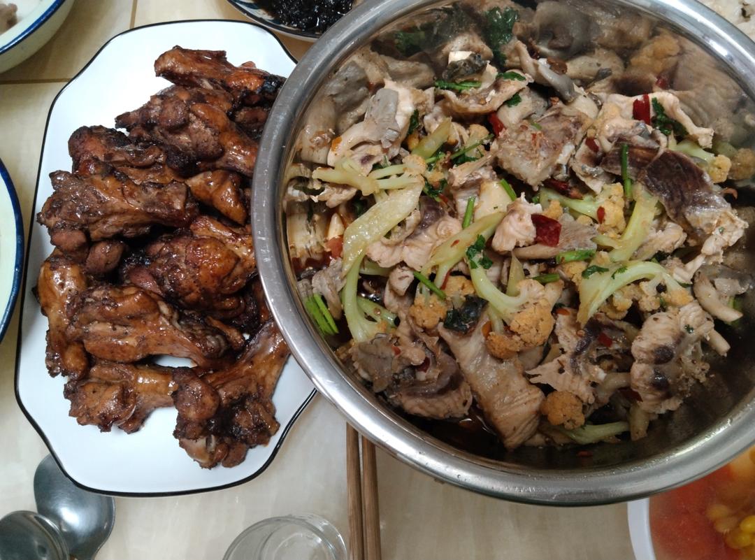 大丰收干锅脆鱼