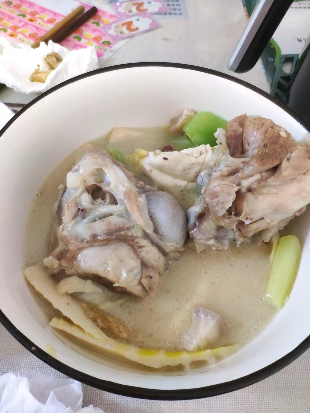鲜掉眉毛的腌笃鲜
